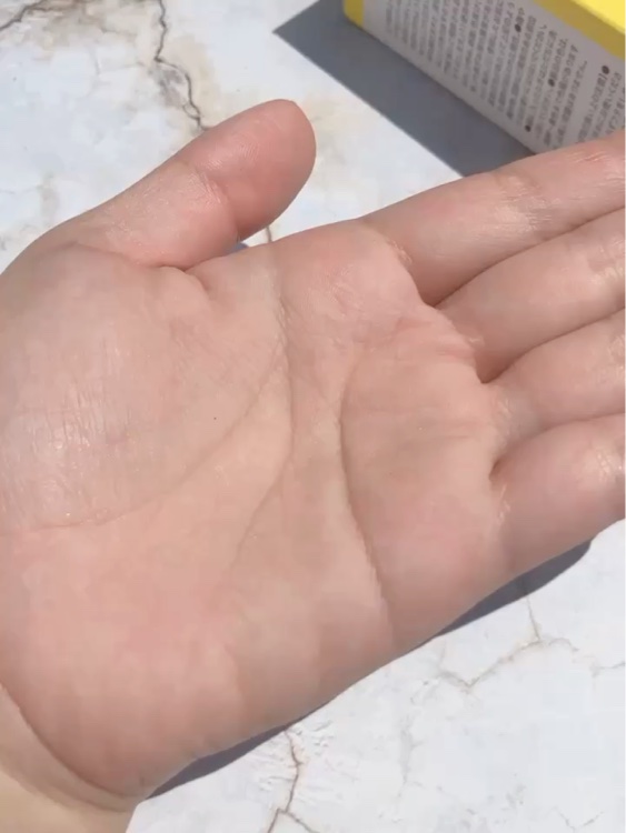 newtra vcスキンローション/マーべセラー/化粧水を使ったクチコミ（2枚目）