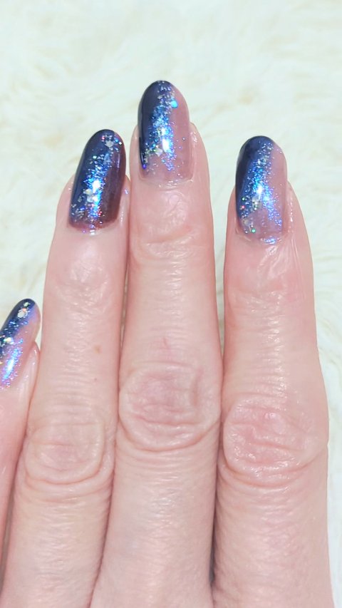 ヴィーガンネイル/AC MAKEUP/マニキュアの人気ショート動画