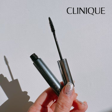 ✴︎CLINIQUE✴︎
▶︎ラッシュ パワー マスカラ ロングウェアリング フォーミュラ/01ブラックオニキス




特徴：お湯落ち、繊維なし

ブラシ細いから下まつ毛にも塗り易い♪






#