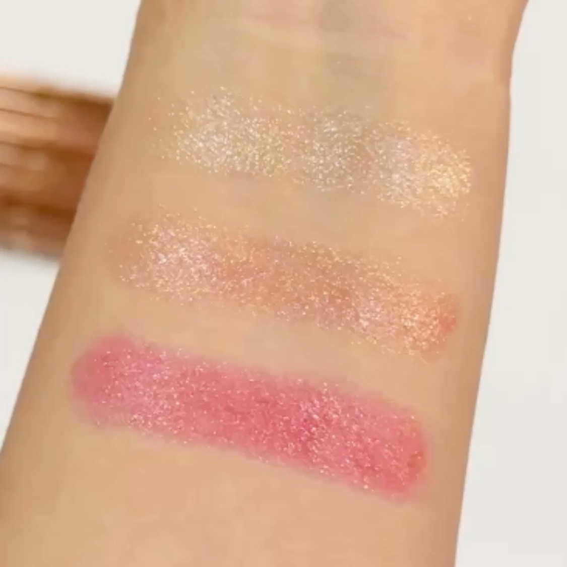 アルーアシャインラストラスリッププランパー/DEAR DAHLIA/リッププランパーを使ったクチコミ（3枚目）