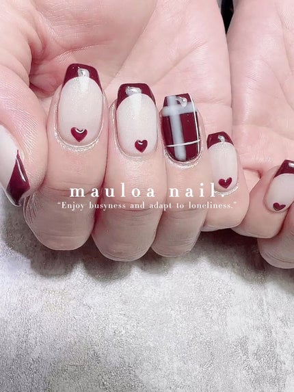 ジュエリーネイルのネイルデザイン