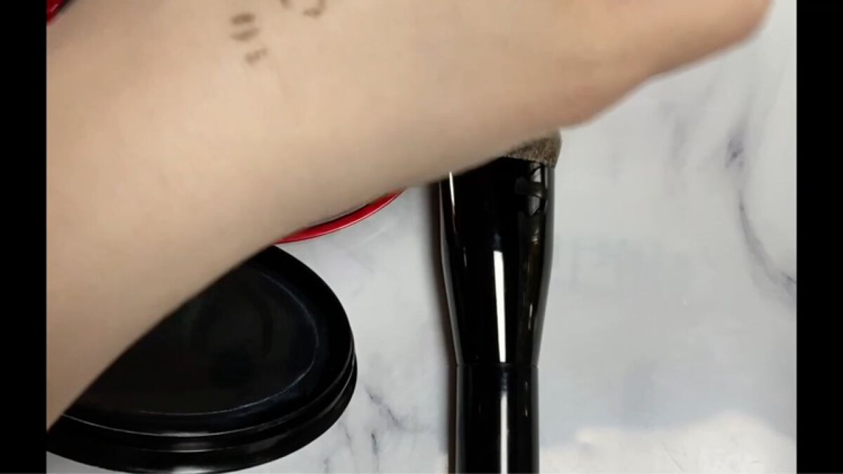 KATE ファンデーションブラシ（マツモトキヨシ・ココカラファイン専用商品）のクチコミ「#KATE
ファンデーションブラシ 
────────────
■マツモトキヨシ・ココカラファ.....」（2枚目）