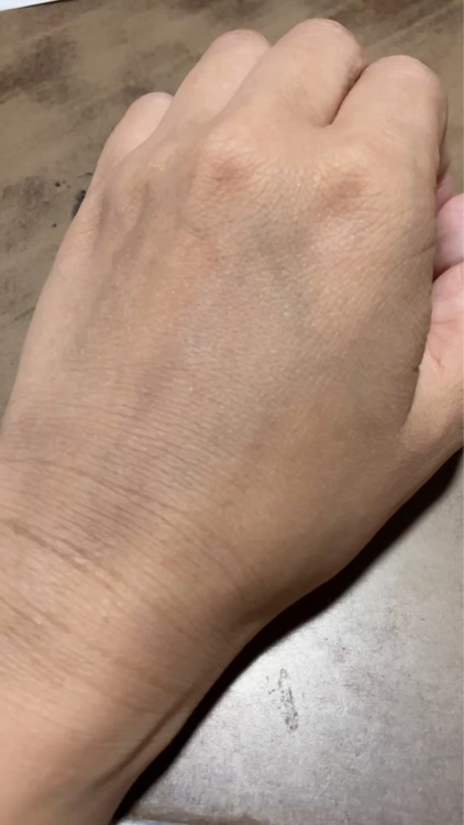 ビオレUV アクアリッチ ライトアップエッセンス/ビオレ/日焼け止めクリームを使ったクチコミ（3枚目）