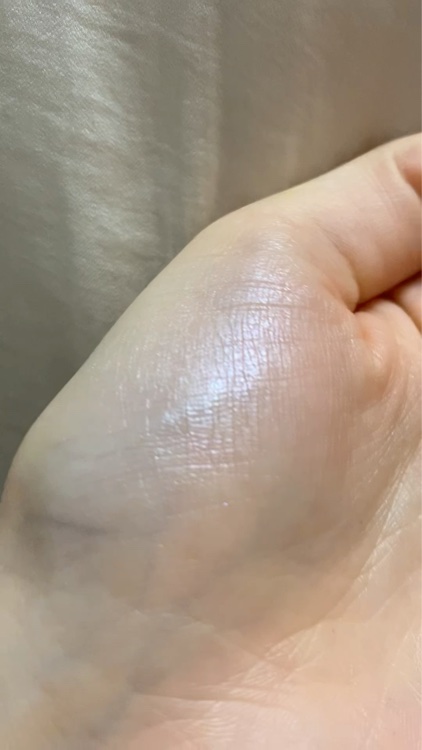 パールグロウニュアンサー/CEZANNE/パウダーハイライトを使ったクチコミ（2枚目）