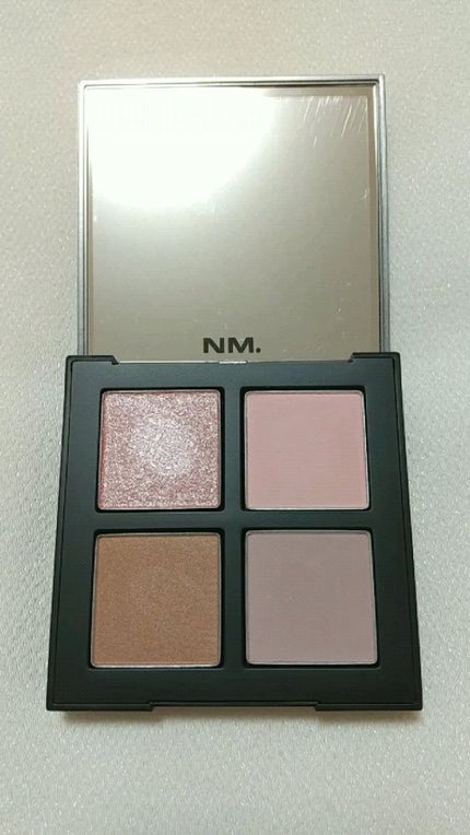 COLORFUL EYE PALETTE/NAMING./アイシャドウパレットの人気ショート動画