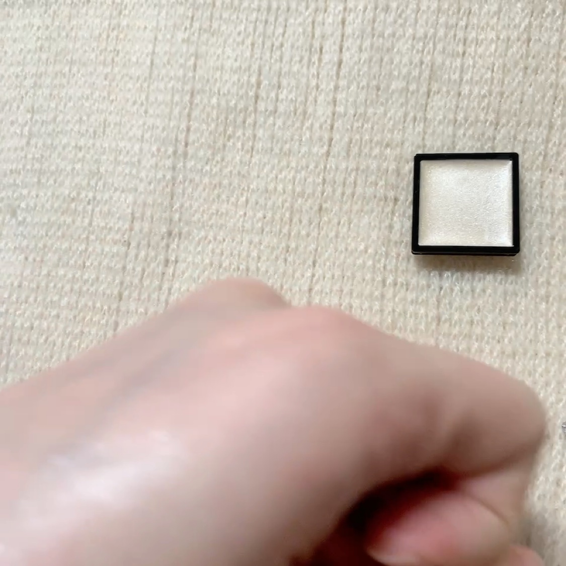 ドラマティックアイカラー (パウダー)/(クリーム)/マキアージュ/アイシャドウパレットの動画クチコミ5つ目