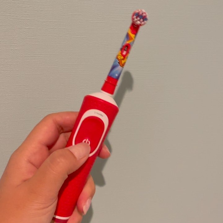 すみずみクリーン キッズ プレミアム プラス/オーラルB/歯ブラシの動画クチコミ5つ目