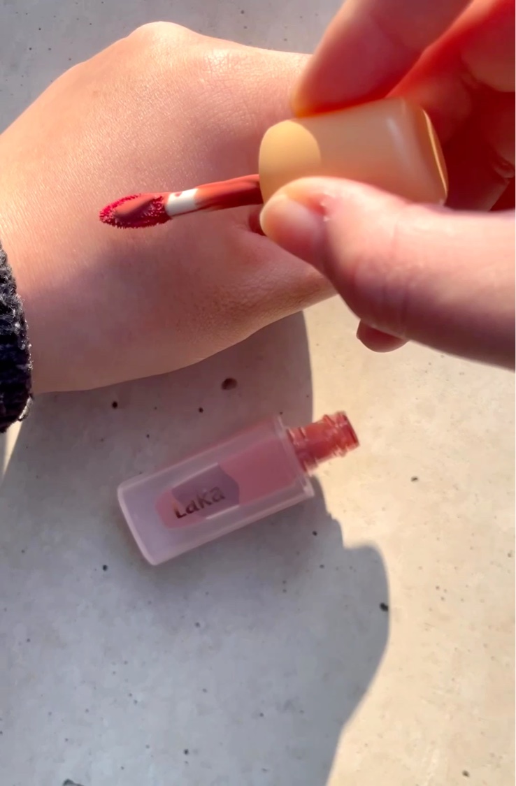 フルーティーグラムティント/Laka/リップティントを使ったクチコミ（2枚目）