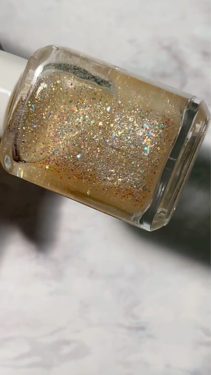 ネイルカラー/noiro/マニキュアの動画クチコミ1つ目