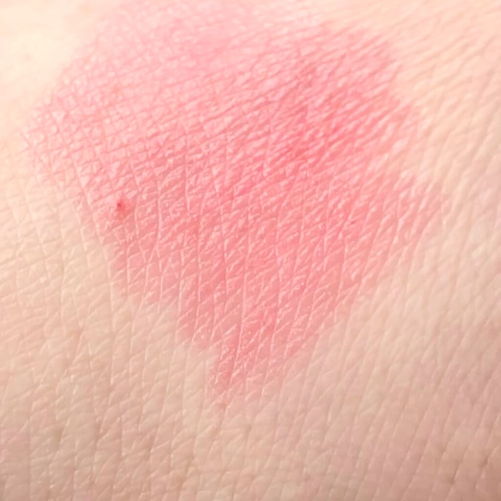 ローズ・パーフェクト/GIVENCHY/口紅の動画クチコミ1つ目