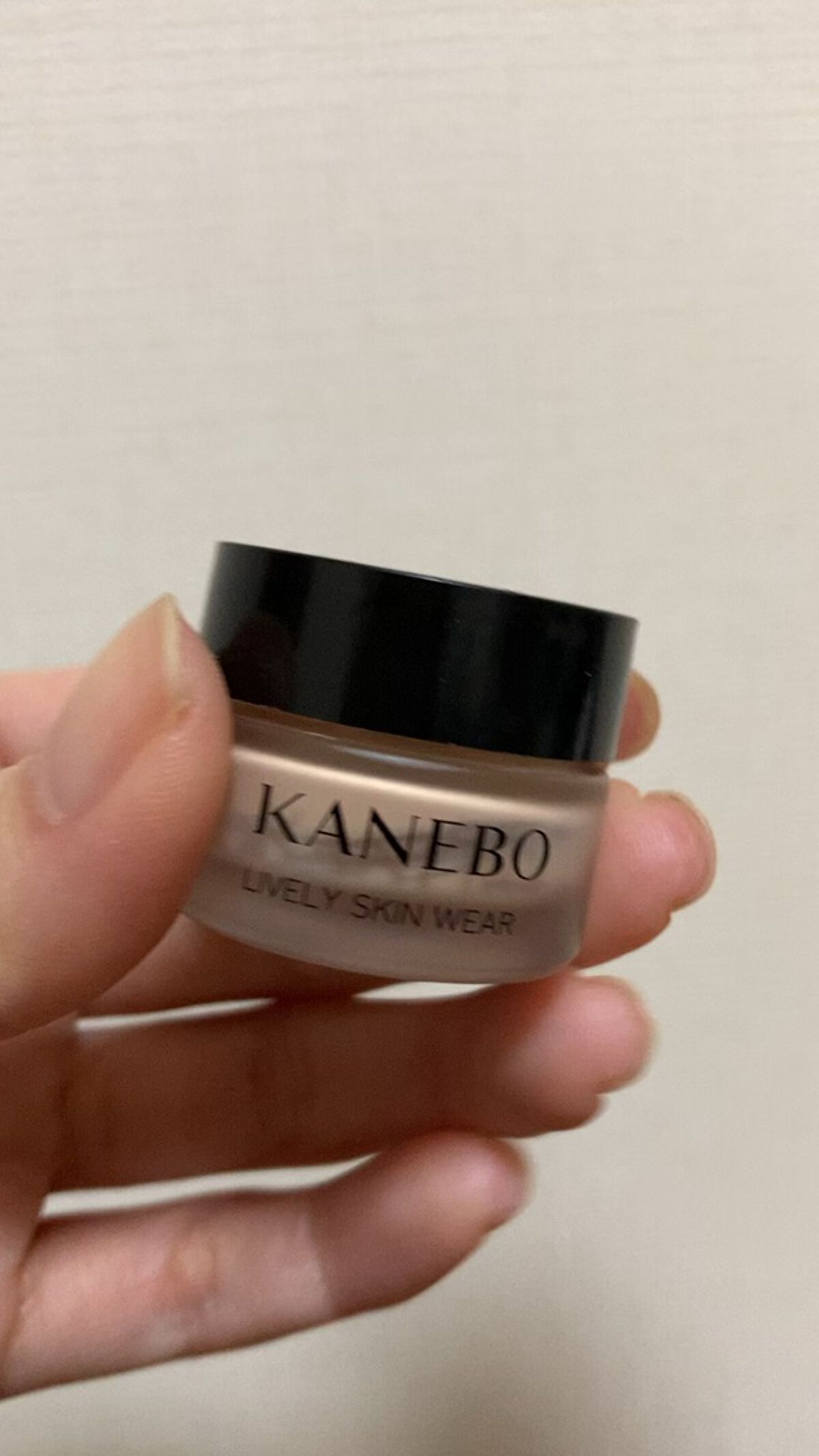 ライブリースキン　ウェア/KANEBO/クリーム・エマルジョンファンデーションの人気ショート動画