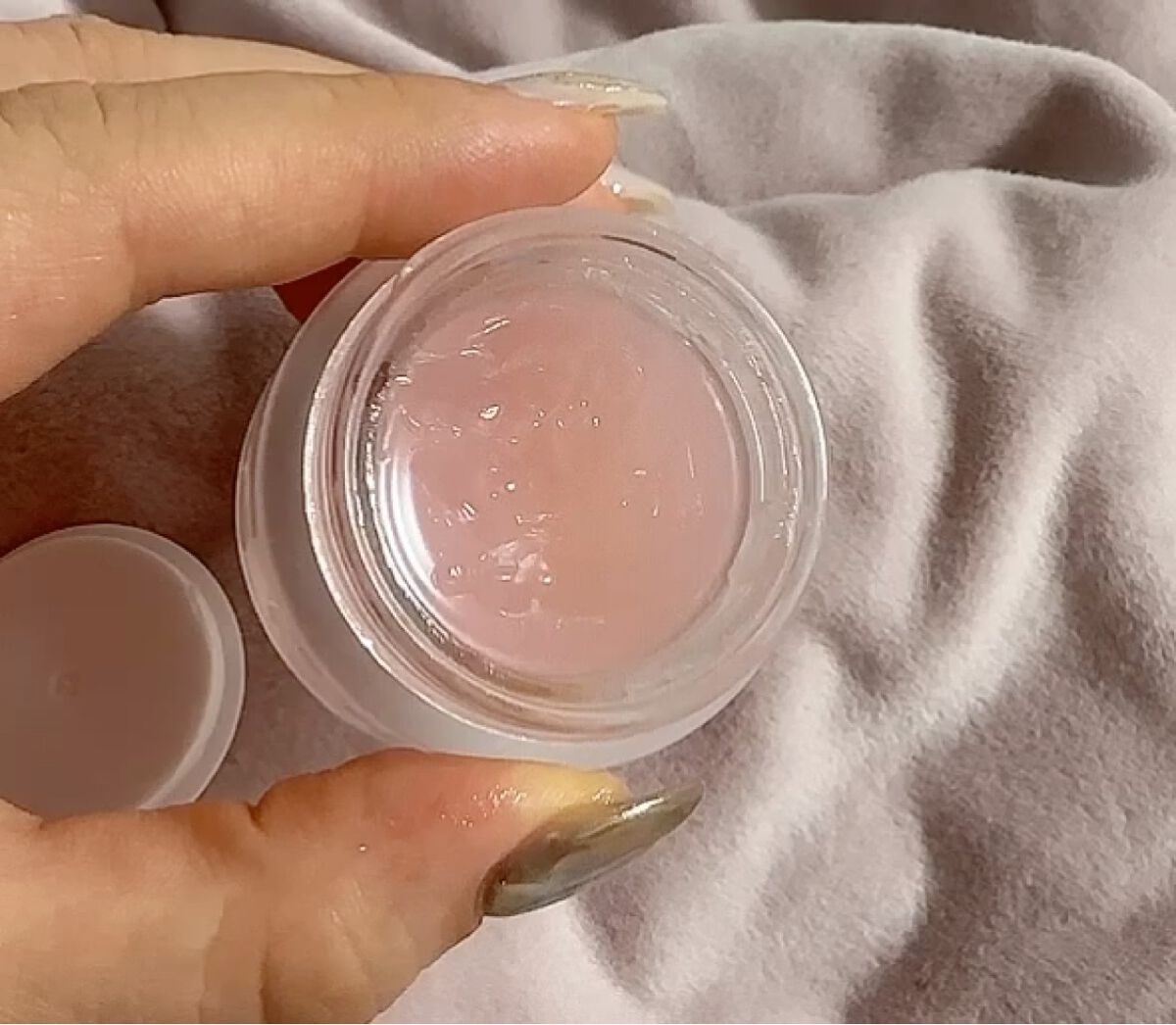 リップスリーピングマスク/FEMMUE/リップマスクを使ったクチコミ（2枚目）