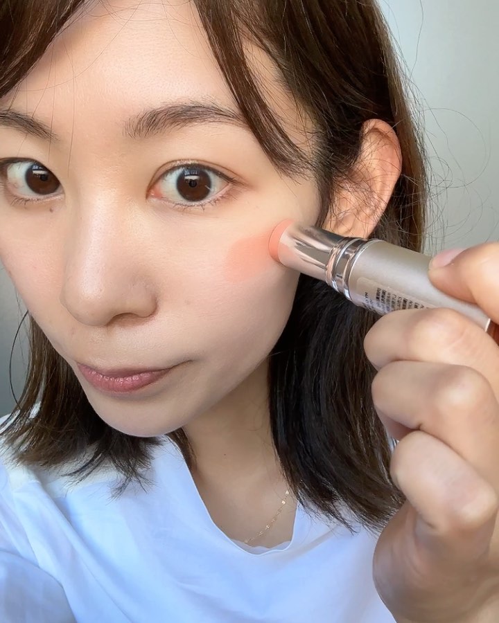 マイグロウハイライター/TIRTIR(ティルティル)/スティックハイライトの動画クチコミ4つ目