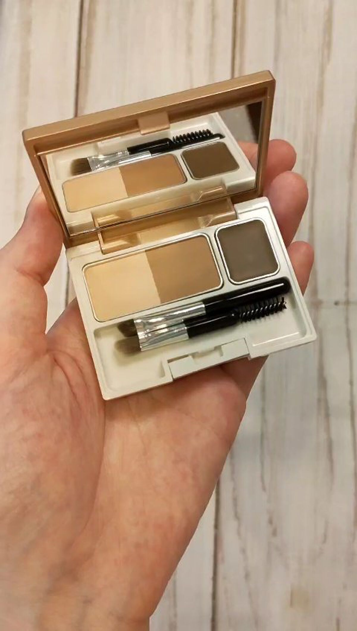 アイブロウキーパー/コフレドール/パウダーアイブロウの動画クチコミ2つ目