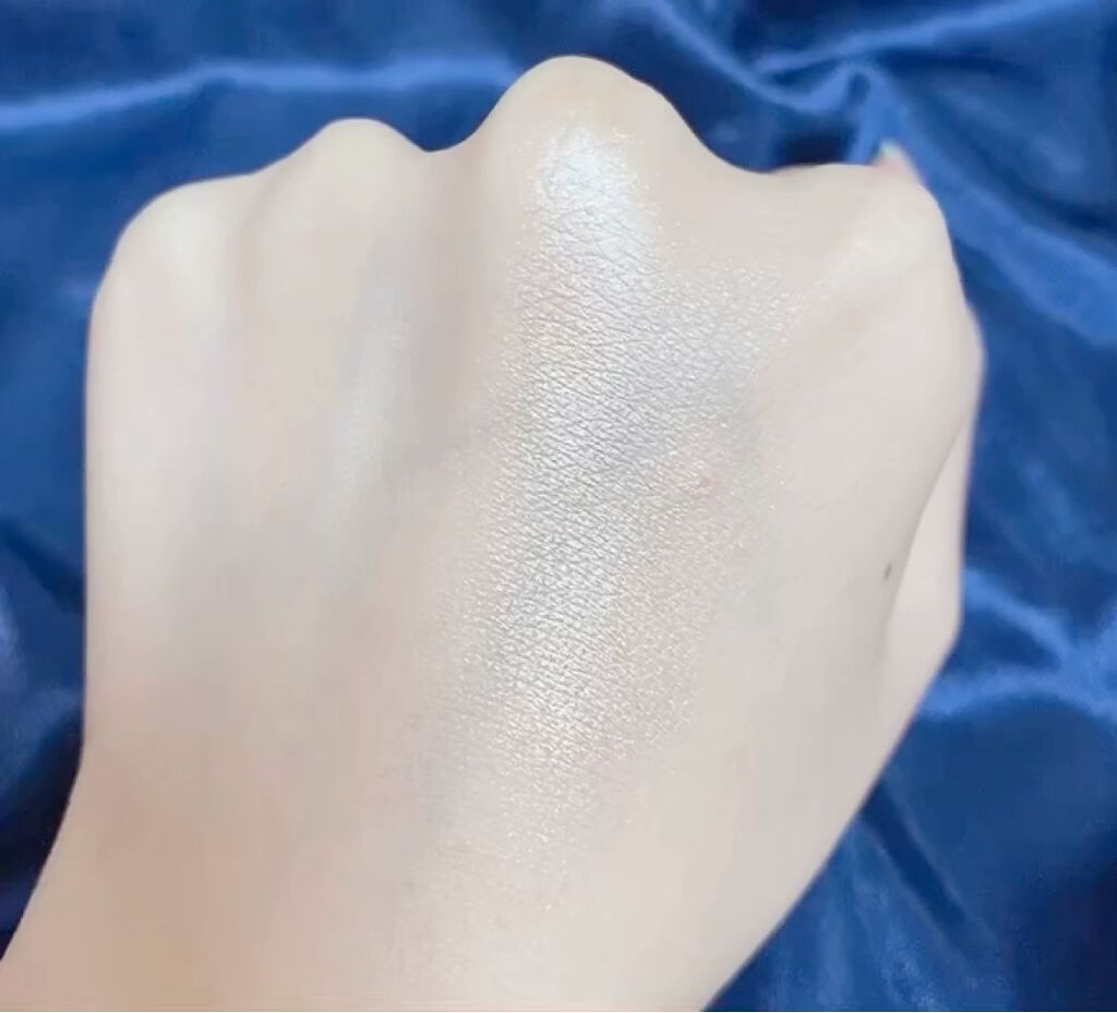 ミネラルハイライトクリーム/エトヴォス/クリームハイライトを使ったクチコミ（2枚目）