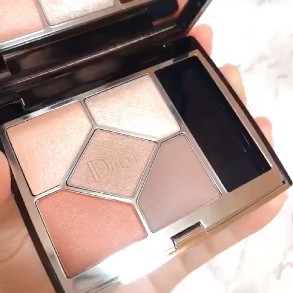 【旧】サンク クルール クチュール/Dior/アイシャドウパレットを使ったクチコミ（2枚目）