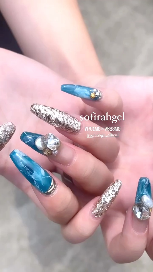 #クリアネイル,#トレンドネイル,#ニュアンスネイル,#シンプルネイル,#ネイル,#マグネットネイル,#フラッシュネイルのネイルデザイン