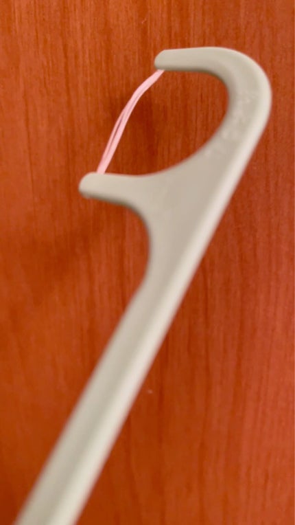 小林製薬 糸ようじのクチコミ「デンタルケアラブの私がおすすめする、フロスピック❣️
ずばり‼️
小林製薬の糸ようじ💓
.....」(3枚目)