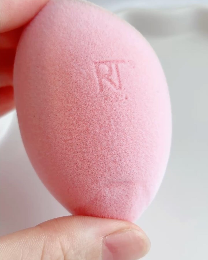 miracle powder sponge/Real Techniques/パフ・スポンジの動画クチコミ3つ目