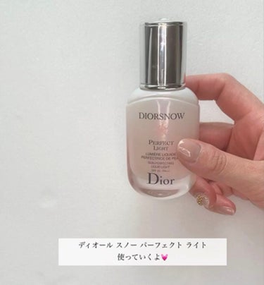 Dior スノー パーフェクト ライト SPF25 - PA++のクチコミ「💎 明るく澄んだ透明感と光あふれる肌を叶える﻿
﻿
💎 ピンクの光でトーンアップしたよ.....」（3枚目）