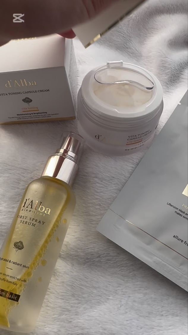 ビタトーニングカプセルクリーム/ダルバ/フェイスクリームを使ったクチコミ（2枚目）