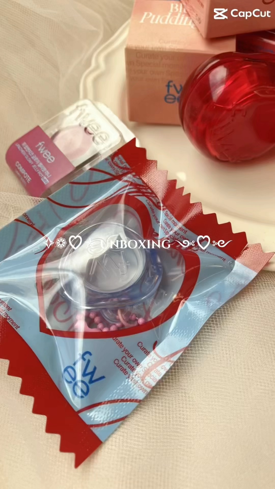 フィー リップアンドチーク グローイジェリーポット/fwee/リップグロスを使ったクチコミ（1枚目）