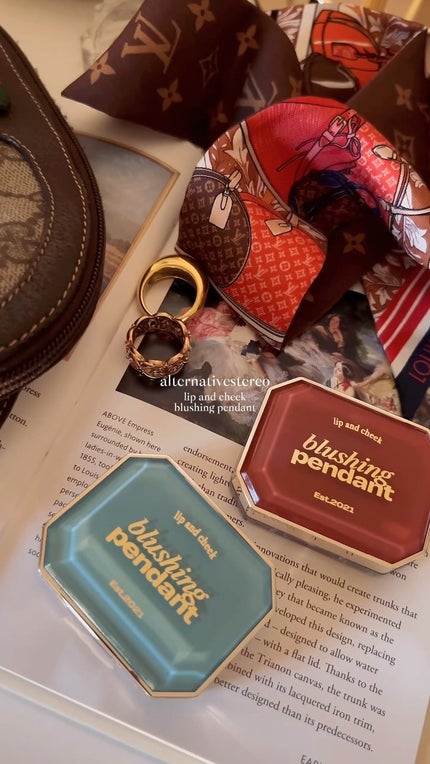 Lip &Cheek Blushing Pendant /alternativestereo/ジェル・クリームチークの人気ショート動画