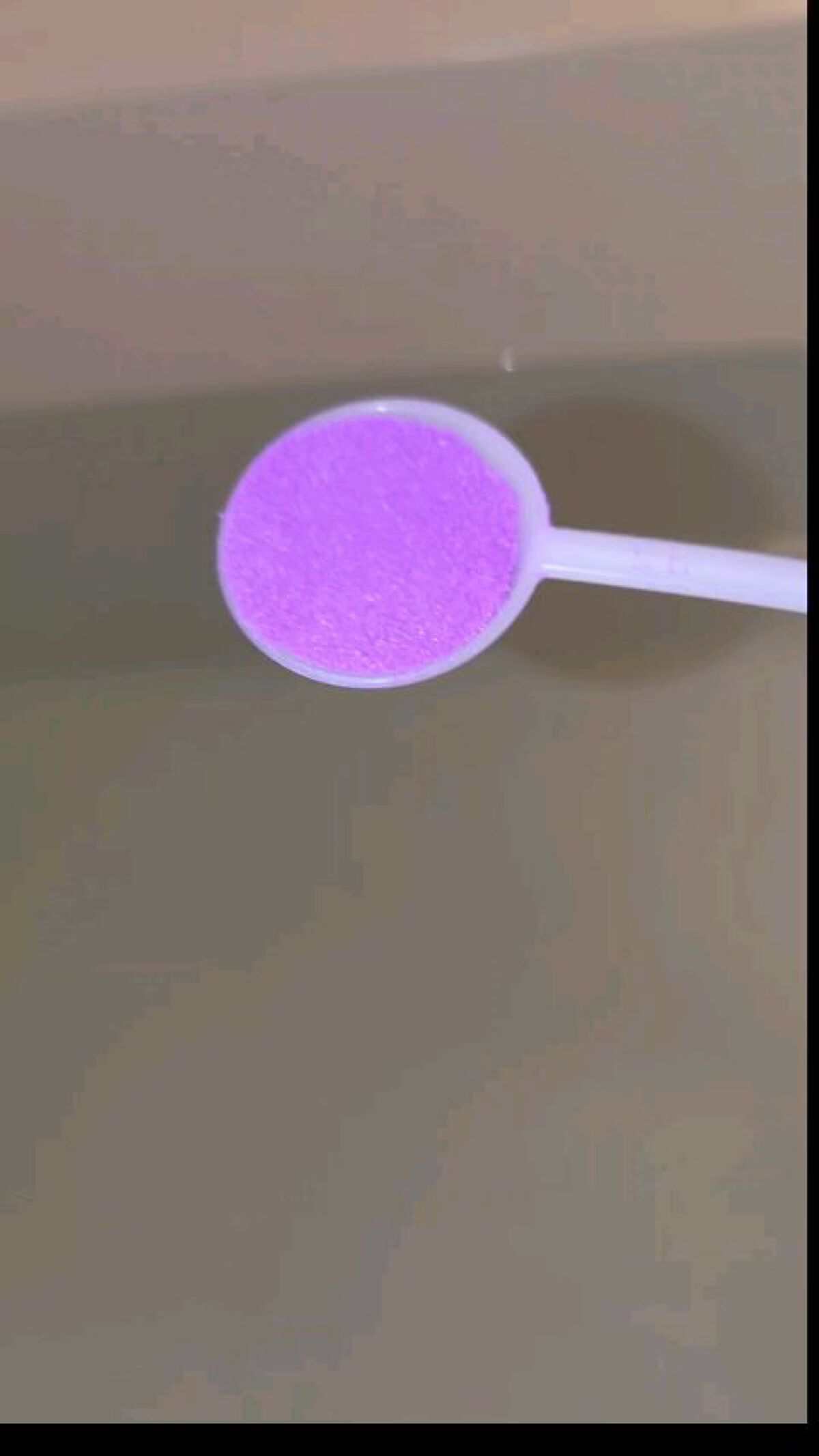 コラーゲンバスパウダー/amproom/保湿系入浴剤の動画クチコミ5つ目