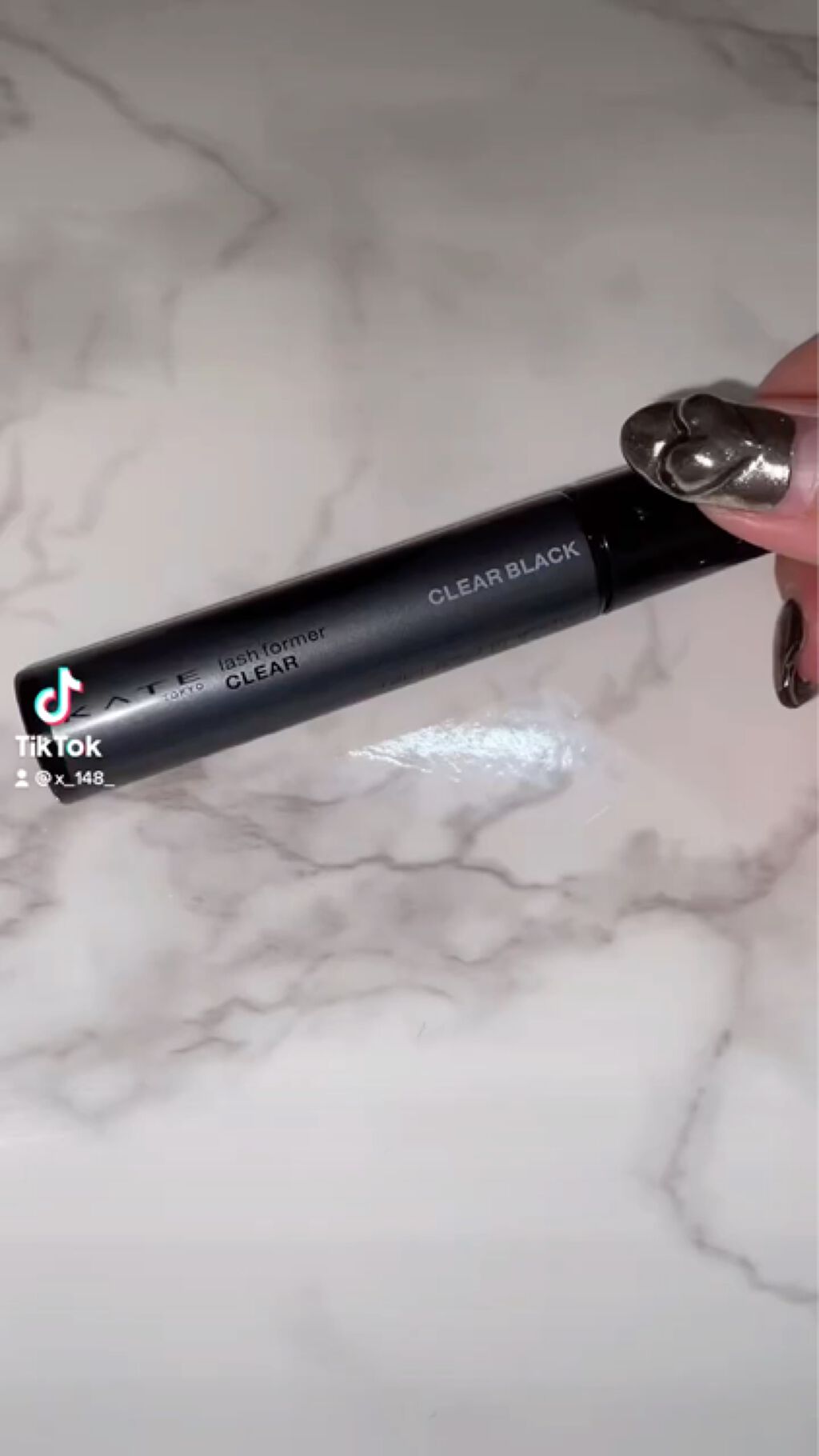 💎【KATE：ラッシュフォーマー】💎

🎨色味：クリアブラック(半透明)※繊維なし

💰：千円ほどで購入しました
           (曖昧で申し訳ないです🙇‍♂️)

🧳：ドラッグストアやドン・キホーテなどで購入可

┈┈┈