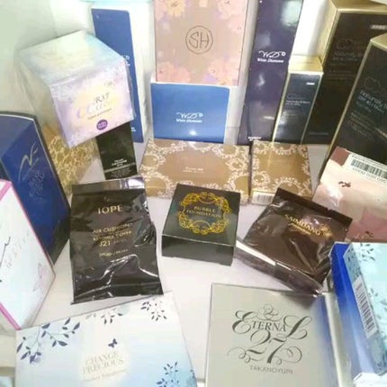 アクトレス エッセンシャルパクト/サイムダン プレミアム/クリーム・エマルジョンファンデーションの人気ショート動画