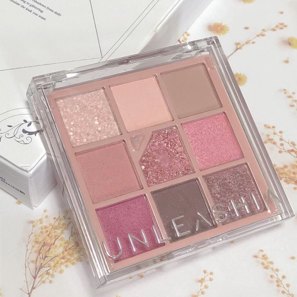 グリッターペディアアイパレット/unleashia/アイシャドウパレットを使ったクチコミ（1枚目）