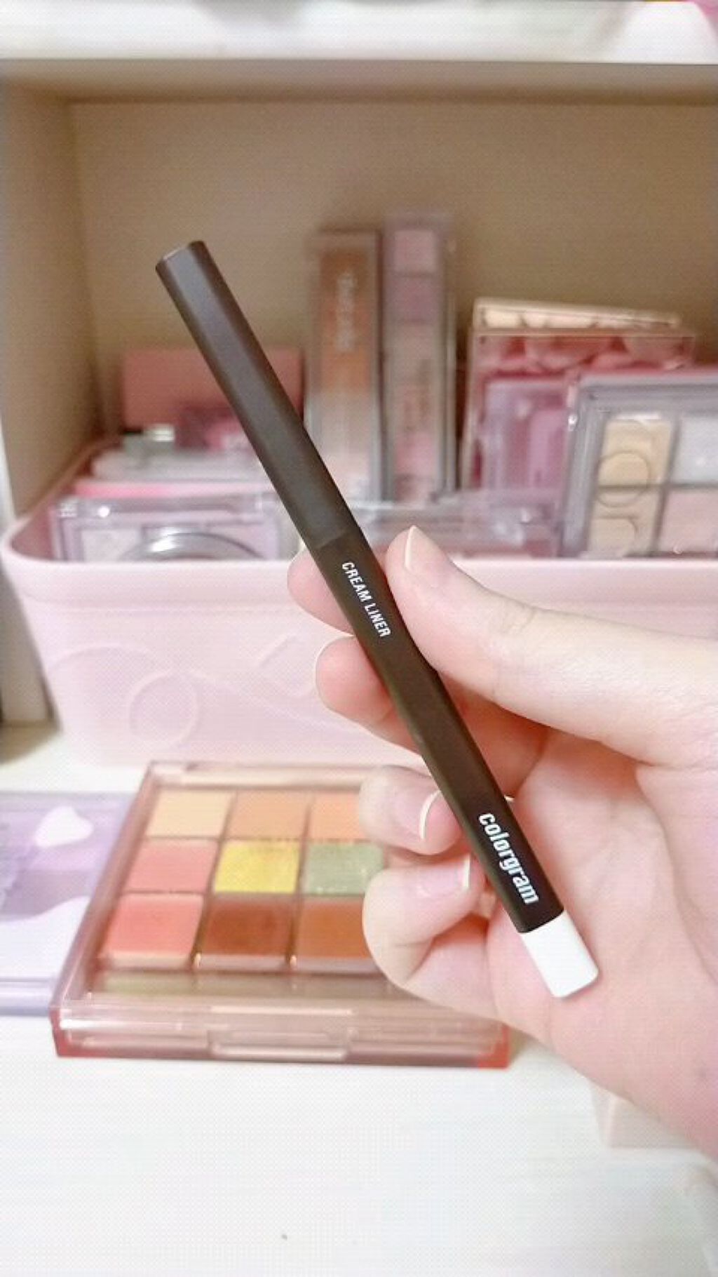 Artist Formula Cream Liner/Colorgram/ペンシルアイライナーの動画クチコミ1つ目