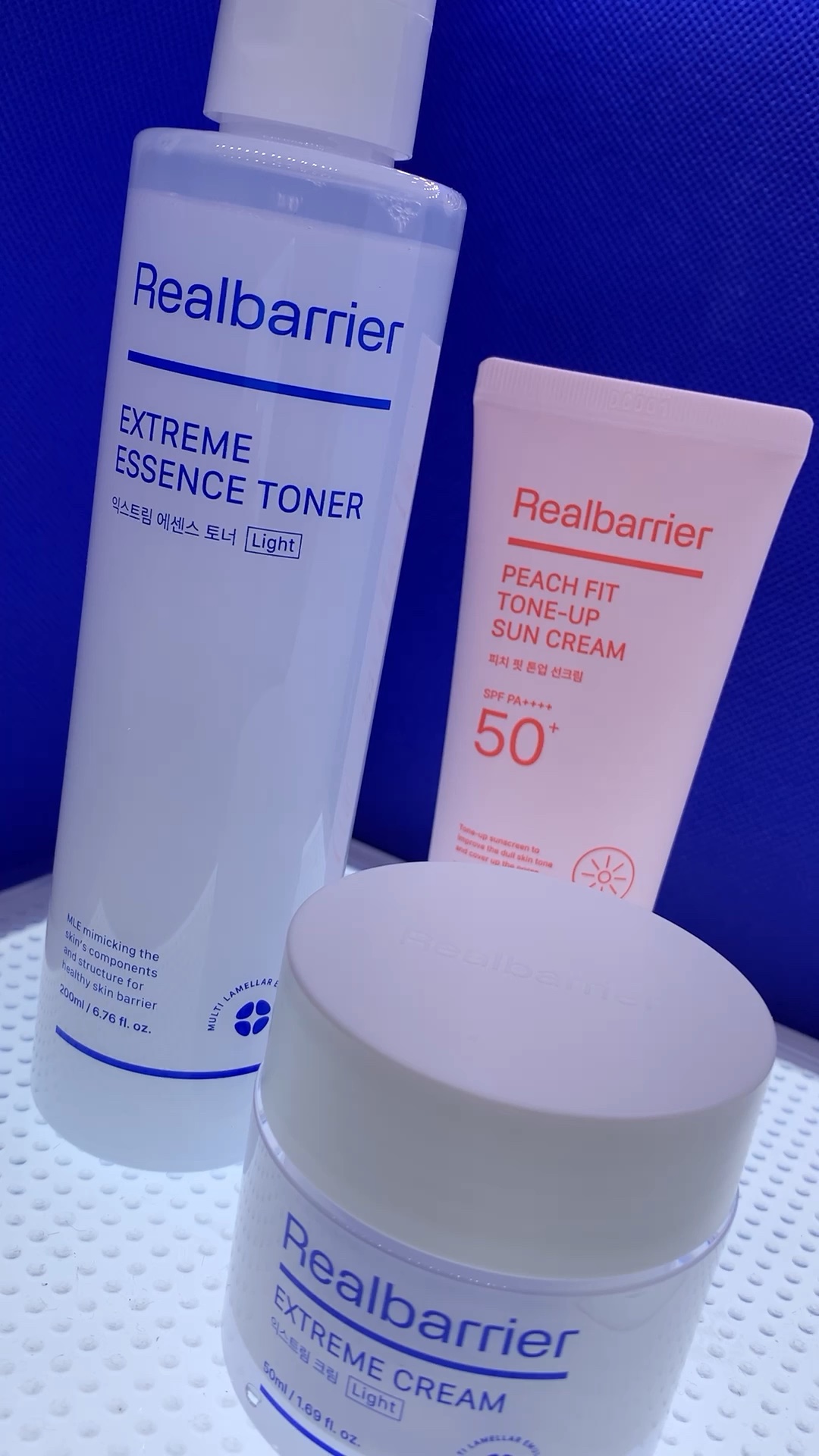 エクストリームエッセンストナーライト/Real Barrier/化粧水の動画クチコミ5つ目