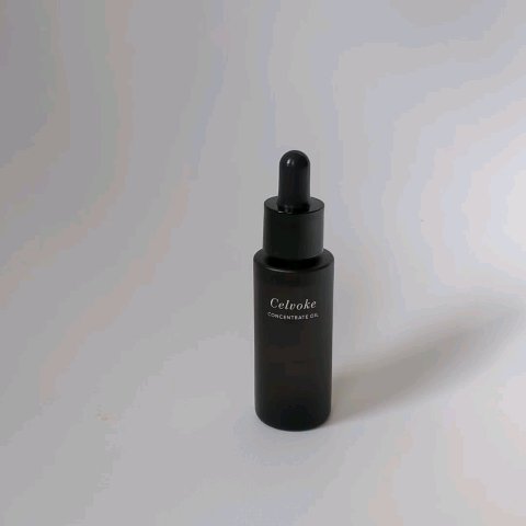 セルヴォーク コンセントレートオイル 30ml/Celvoke/フェイスオイルを使ったクチコミ（2枚目）