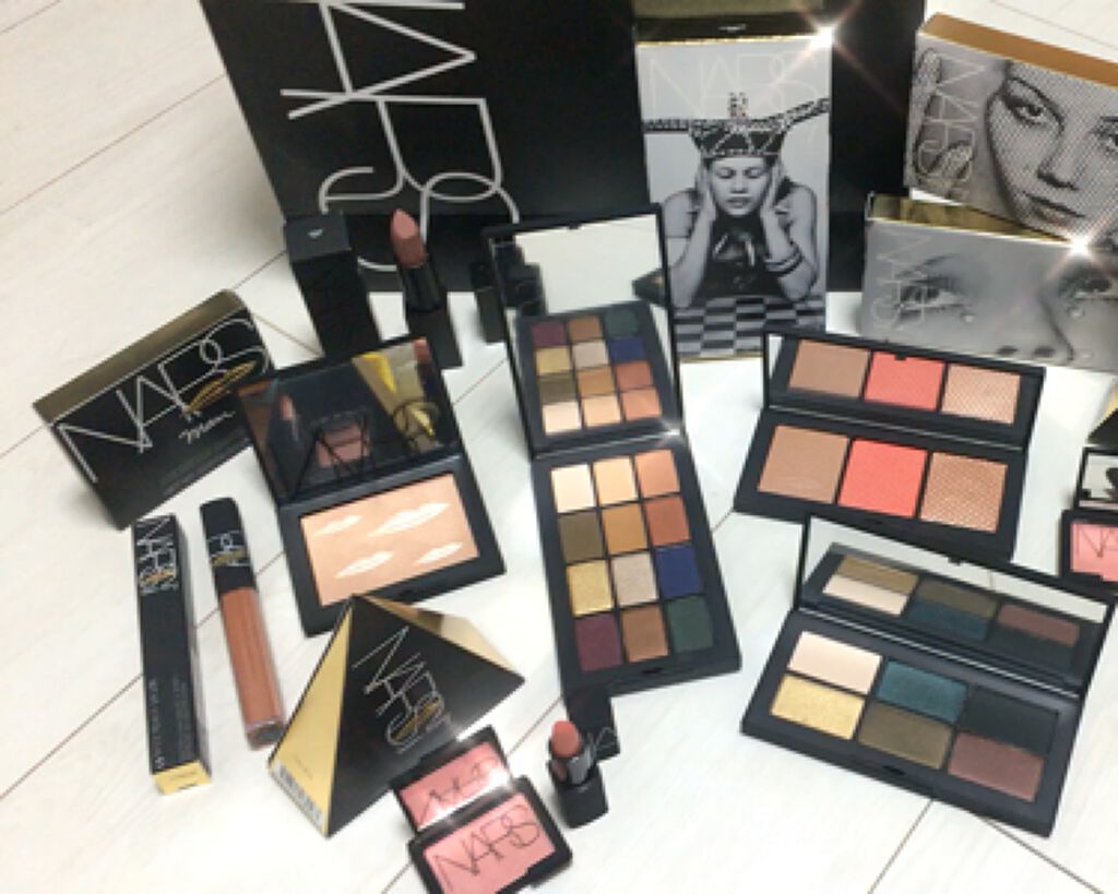 オーバーエクスポーズド グローハイライター/NARS/パウダーハイライトの動画クチコミ4つ目