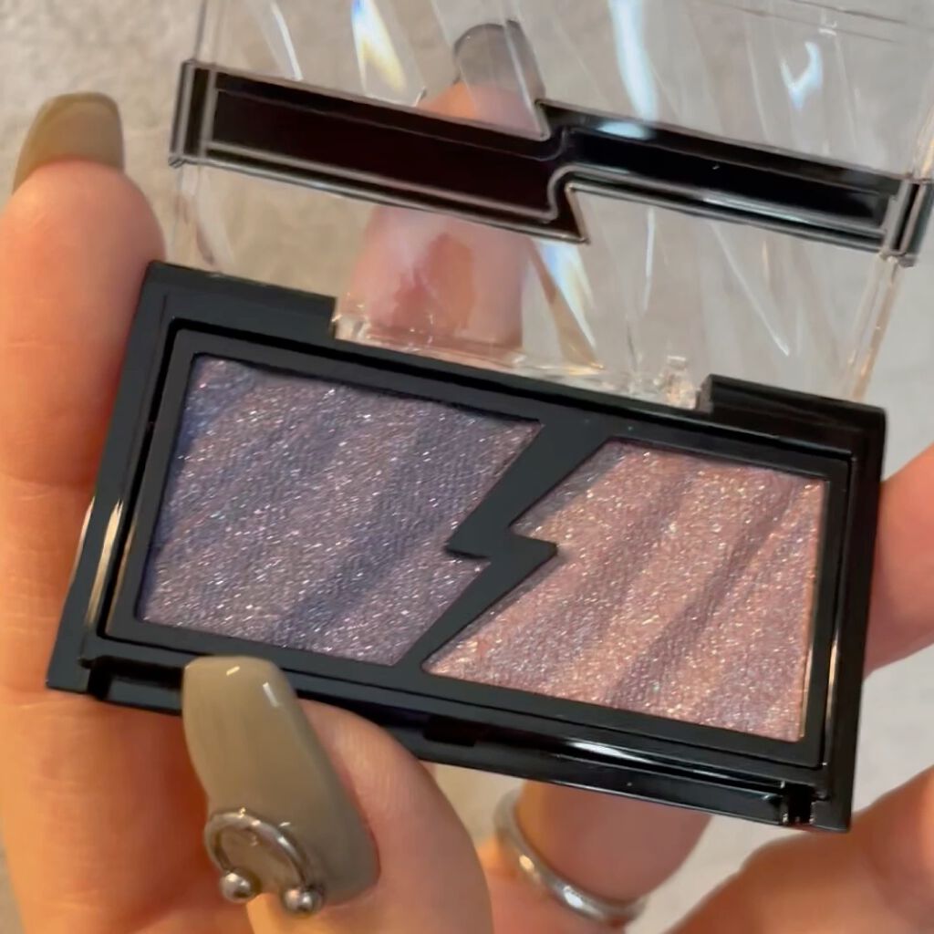 エレクトリックショックアイズ /KATE/アイシャドウパレットを使ったクチコミ（2枚目）