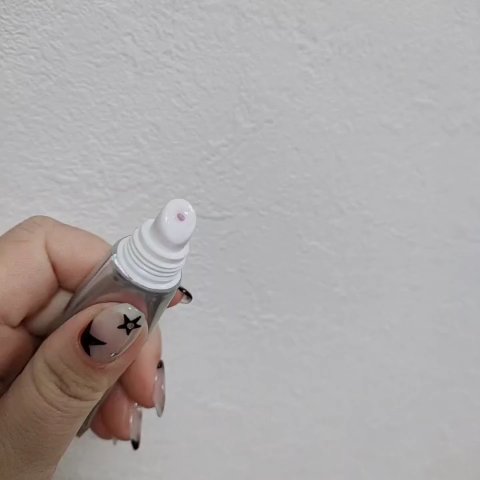 イリュン コラーゲンモイスチャーリップマスク/illuN/リップマスクを使ったクチコミ（2枚目）