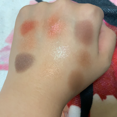 UR GLAM　BLOOMING EYE COLOR PALETTE/U R GLAM/アイシャドウパレットを使ったクチコミ（2枚目）