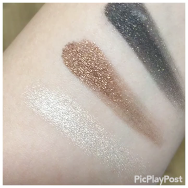 オンブル プルミエール プードゥル/CHANEL/単色アイシャドウを使ったクチコミ(3枚目)