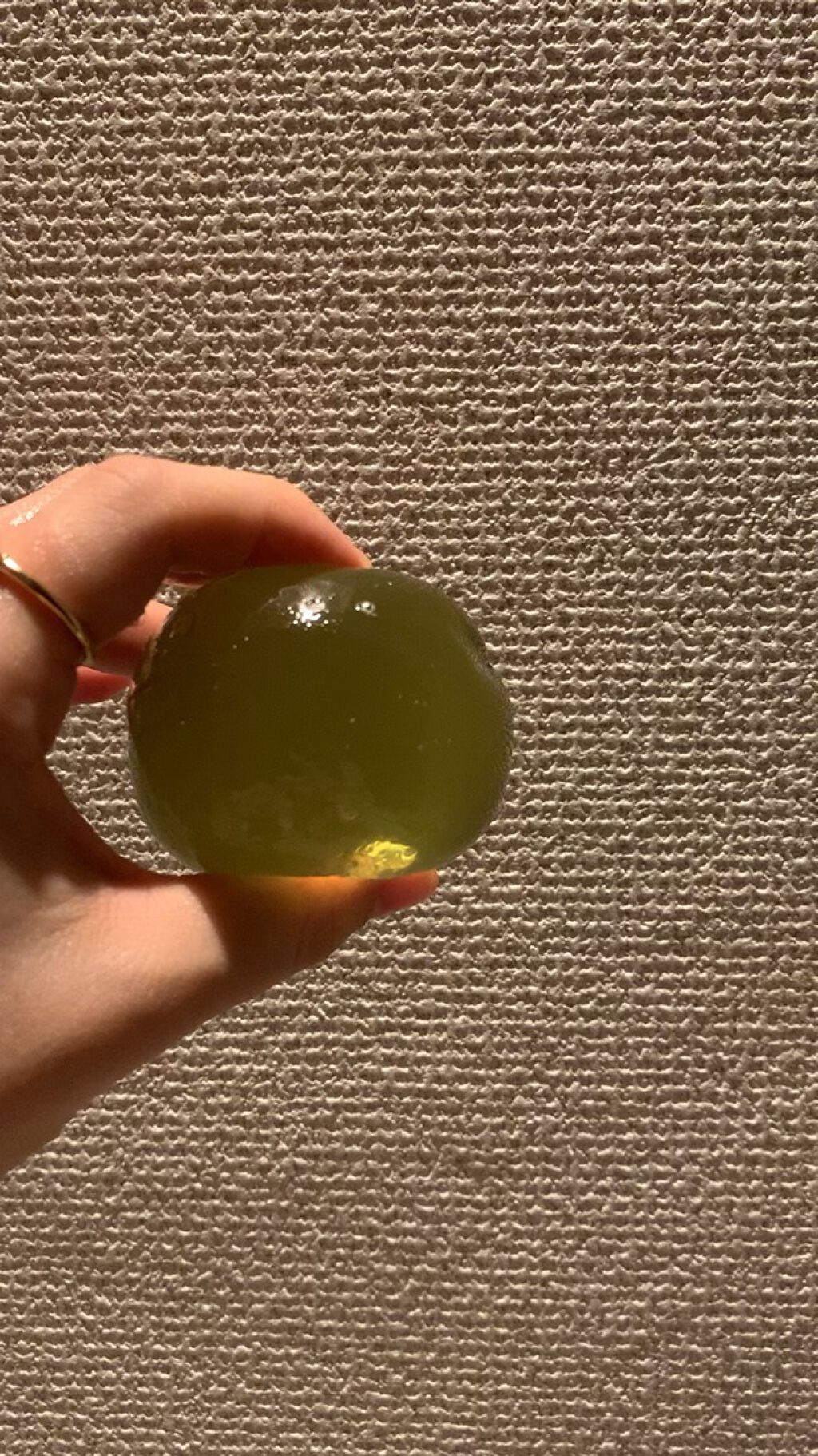 JEJU GREEN TEA CLEANSING BALL/ongredients/洗顔石鹸の動画クチコミ3つ目