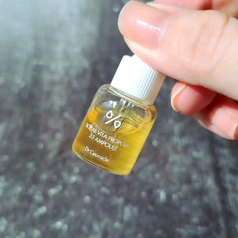 ロイヤルビタプロポリス33アンプル/Dr.Ceuracle/美容液の動画クチコミ1つ目