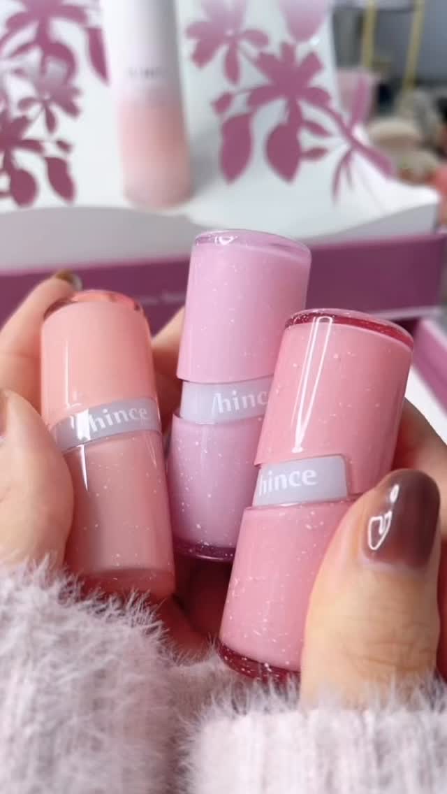 ロウグロウデューイーボール/hince/リップバームの動画クチコミ5つ目