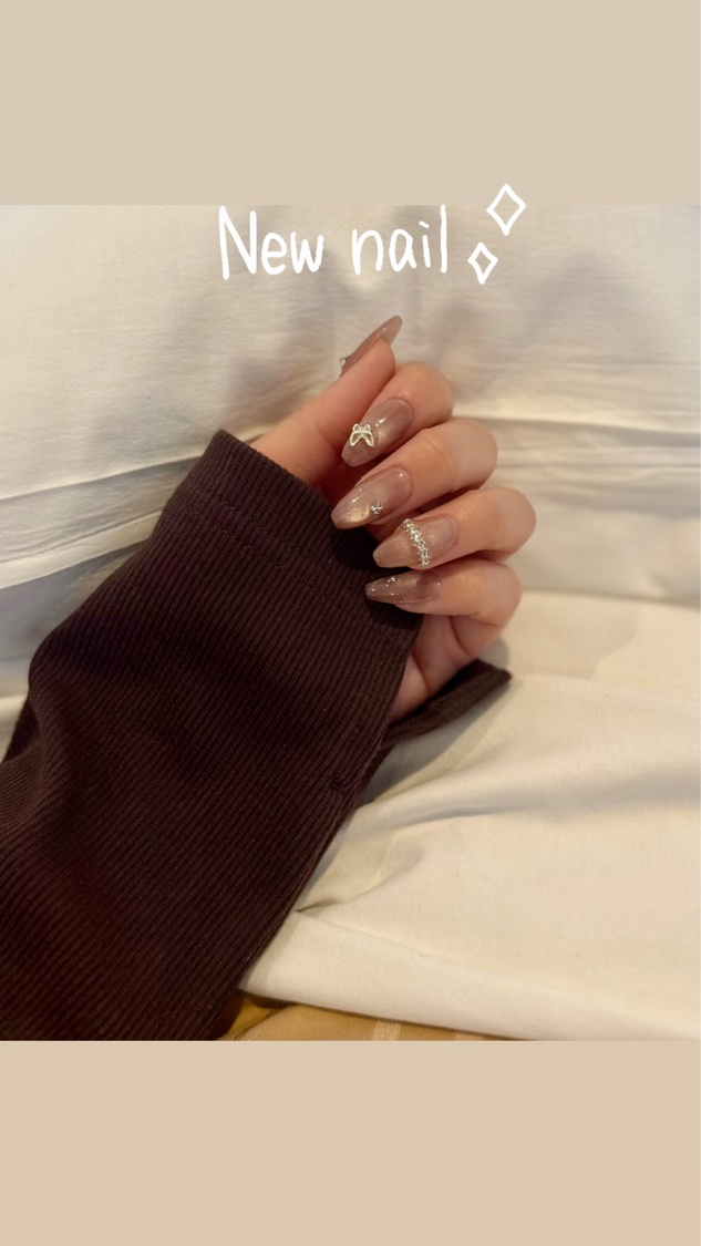 キャンドゥ フラッシュマグジェルのクチコミ「フラッシュマグネイル

#セルフジェルネイル 
#セルフネイル 
#マグネットネイル 
#フラ.....」（1枚目）