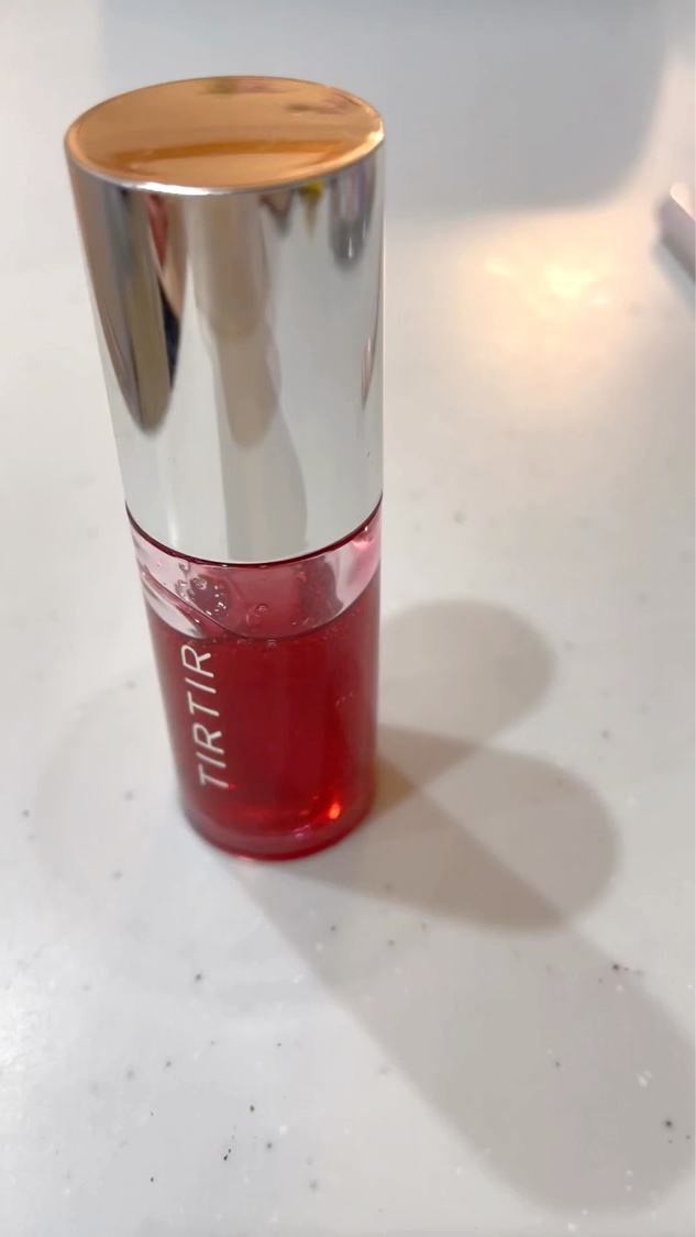 ティルティル マイグロウリップオイル/TIRTIR(ティルティル)/リップオイルの人気ショート動画