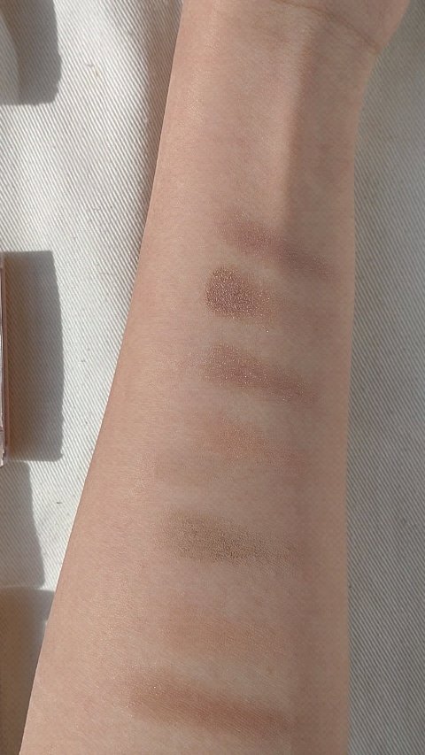 麻雀アイシャドウ/和粧/単色アイシャドウの動画クチコミ5つ目