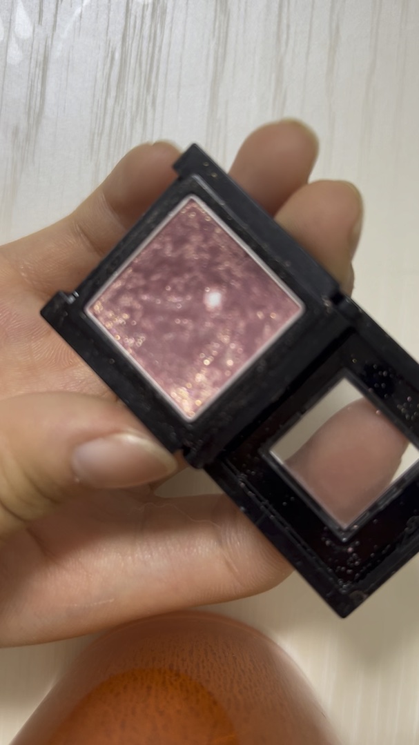 ヴィセ アヴァン シングルアイカラー 053 SHINE SHOCK/Visée/単色アイシャドウを使ったクチコミ（1枚目）