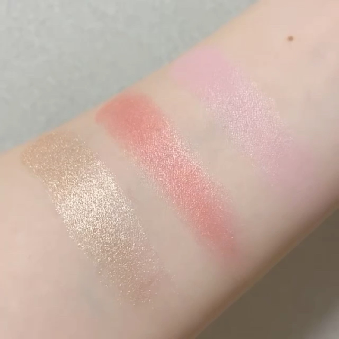 チーク ポップ パレット 24 /CLINIQUE/パウダーチークの動画クチコミ2つ目