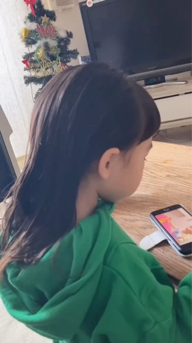 Yuki on LIPS 「4歳娘のヘアアレンジ♡三つ編みとポニーテールアレンジです👧🏻✨..」（5枚目）