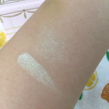 ダイヤモンドライト マルチユース ハイライター/Too Faced/パウダーハイライトを使ったクチコミ（3枚目）