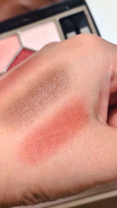 ディオールスキン ルージュ ブラッシュ/Dior/パウダーチークの動画クチコミ3つ目